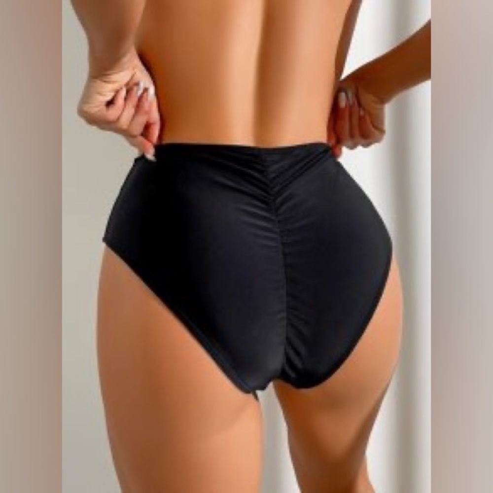 Shein black high waisted ruched bikini bottom. NWT